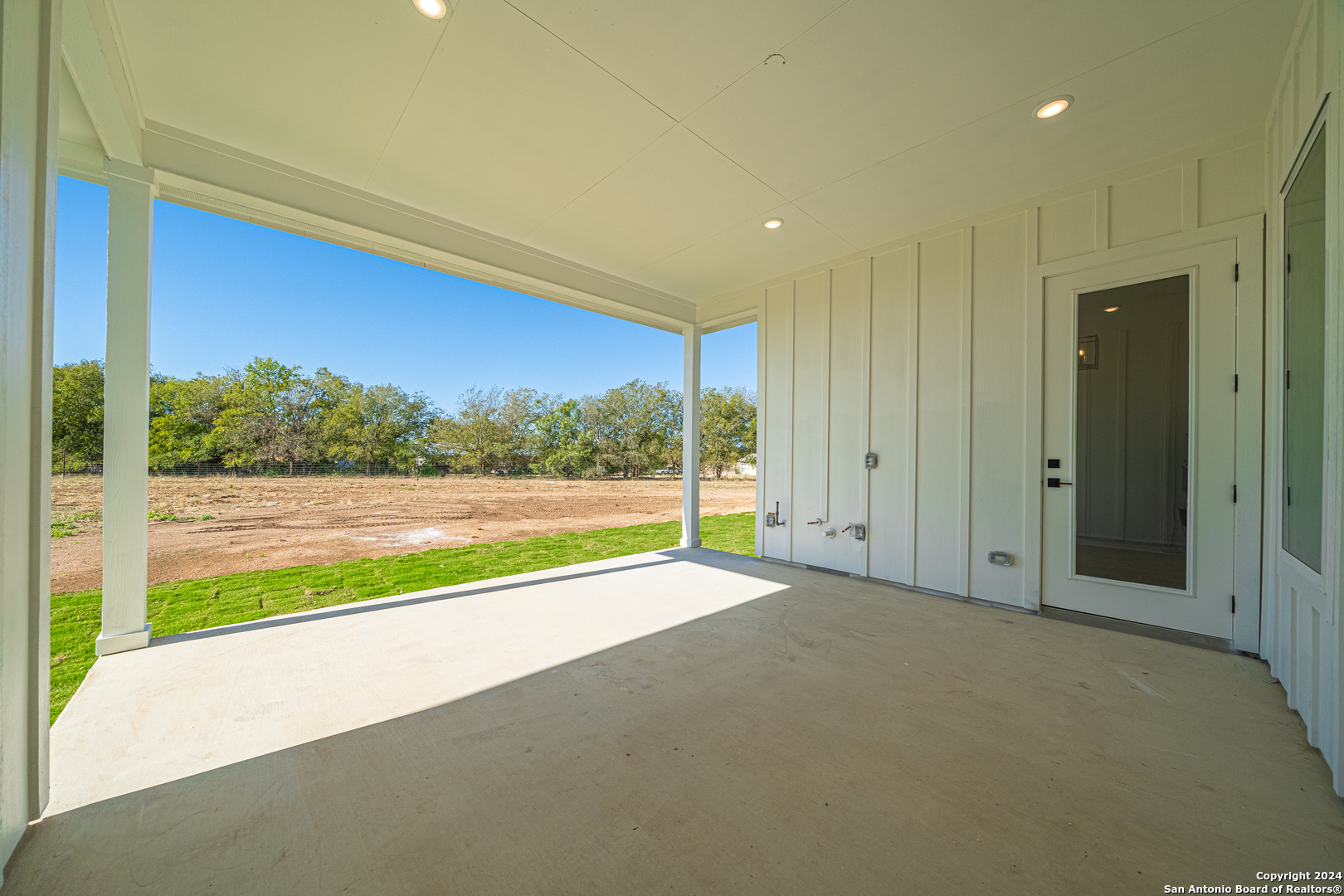 311 Venado Oaks