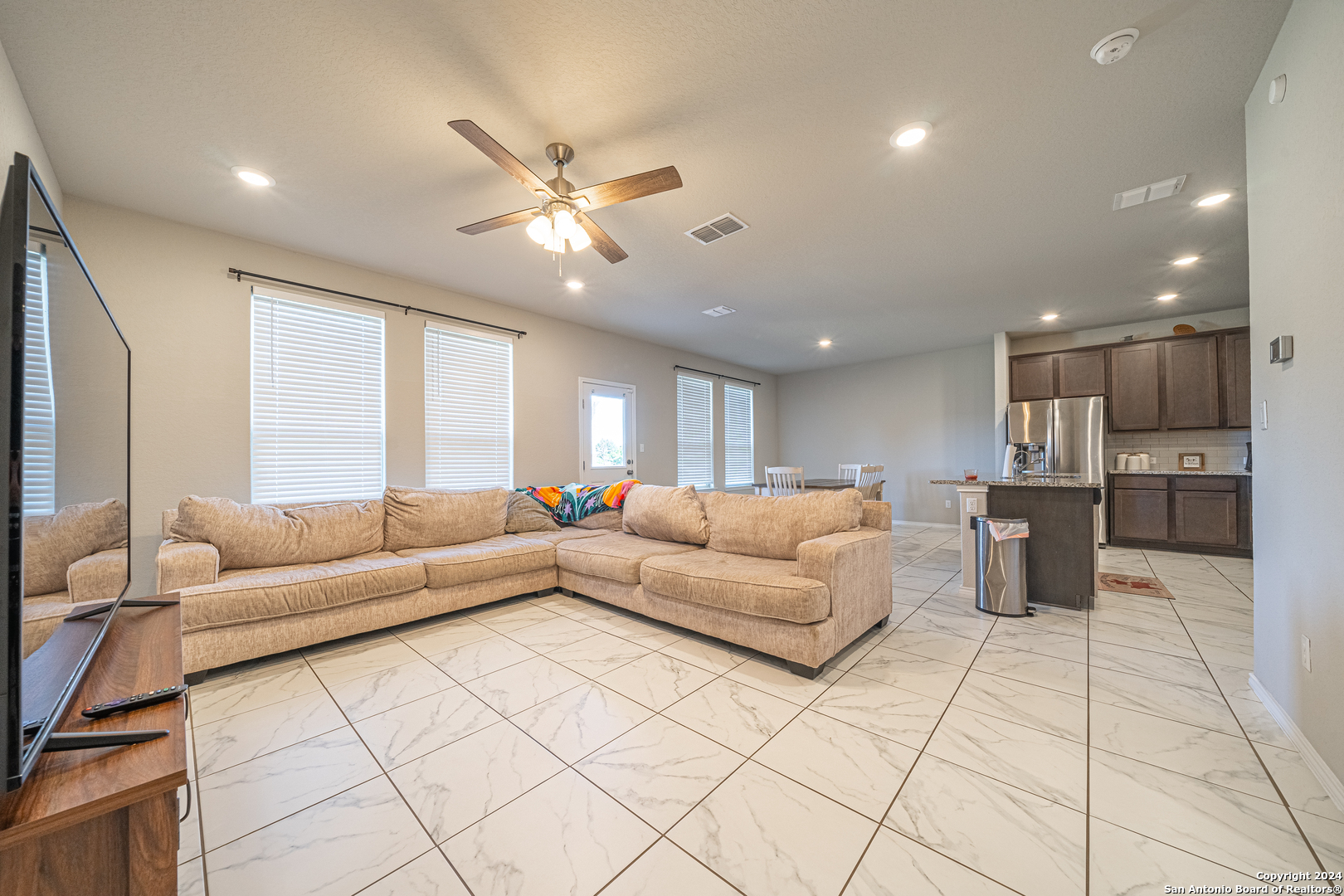 3303 Rosita Way
