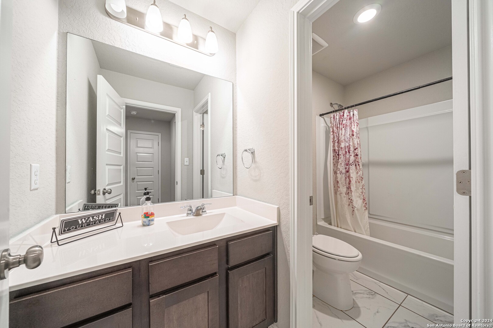 3303 Rosita Way
