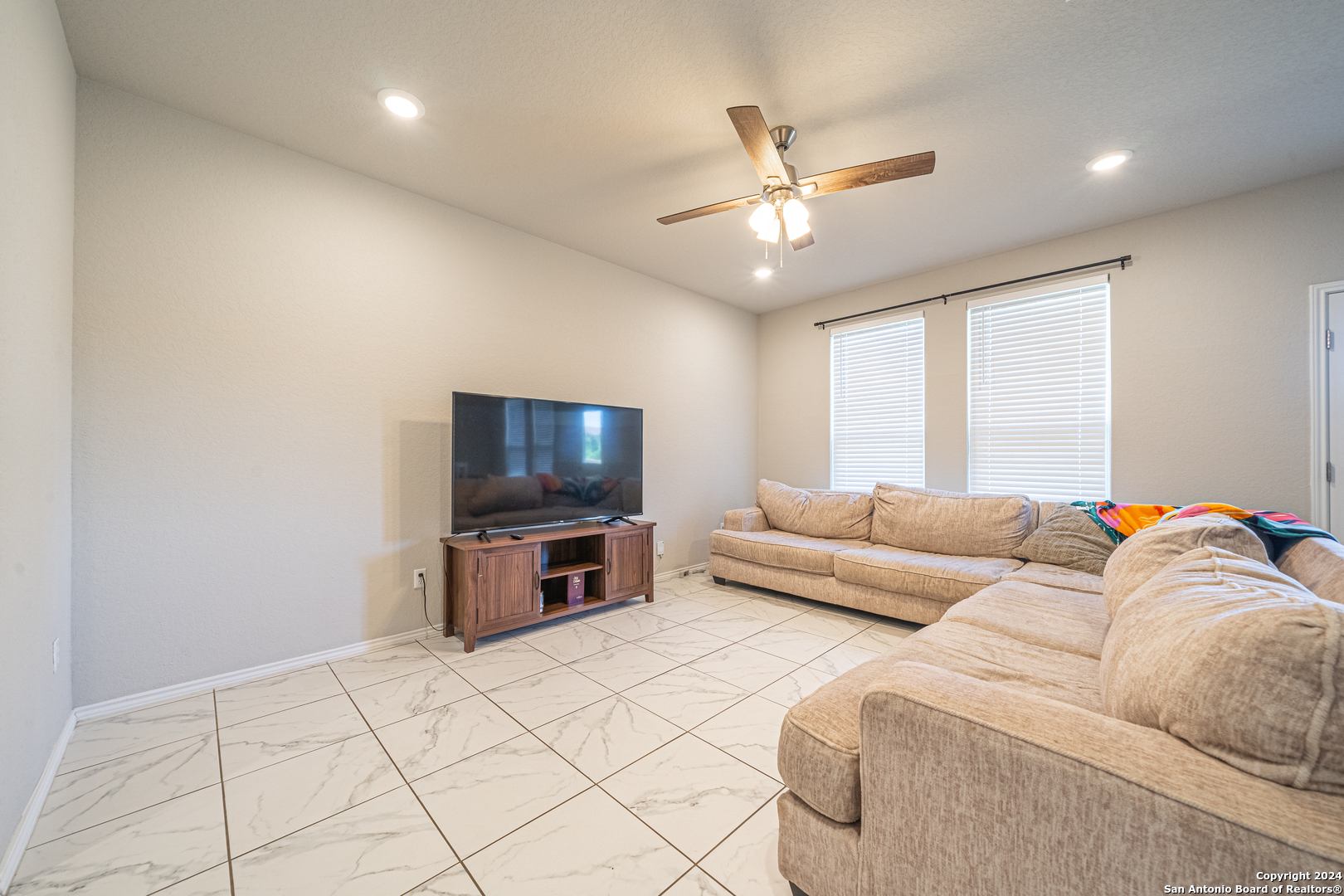 3303 Rosita Way