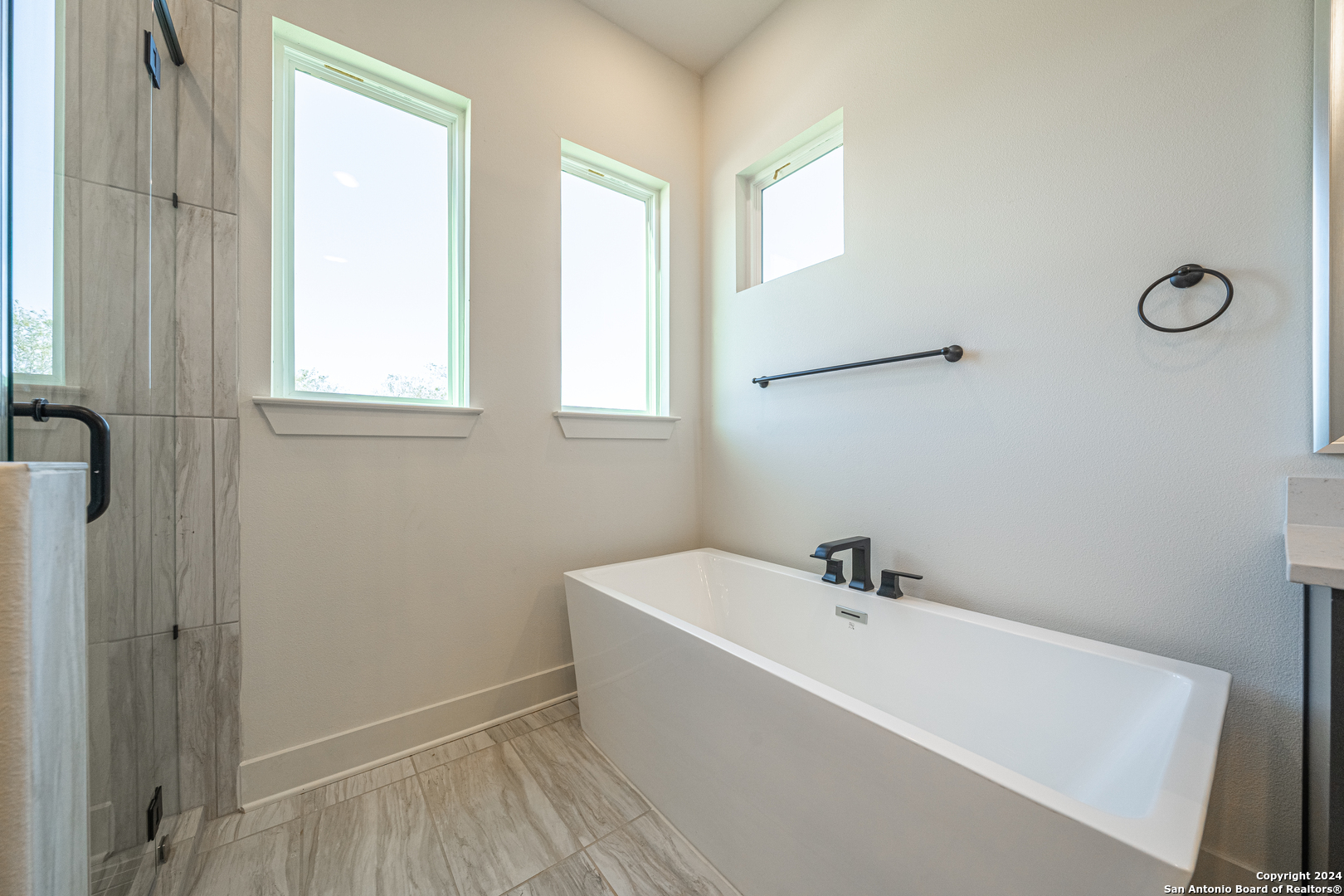 310 Venado Oaks
