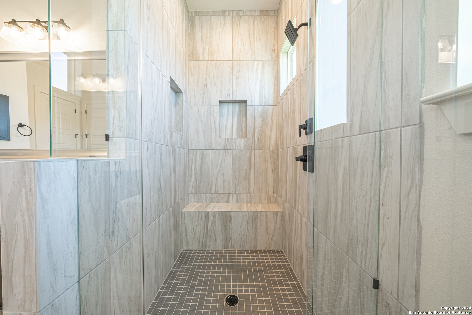 310 Venado Oaks