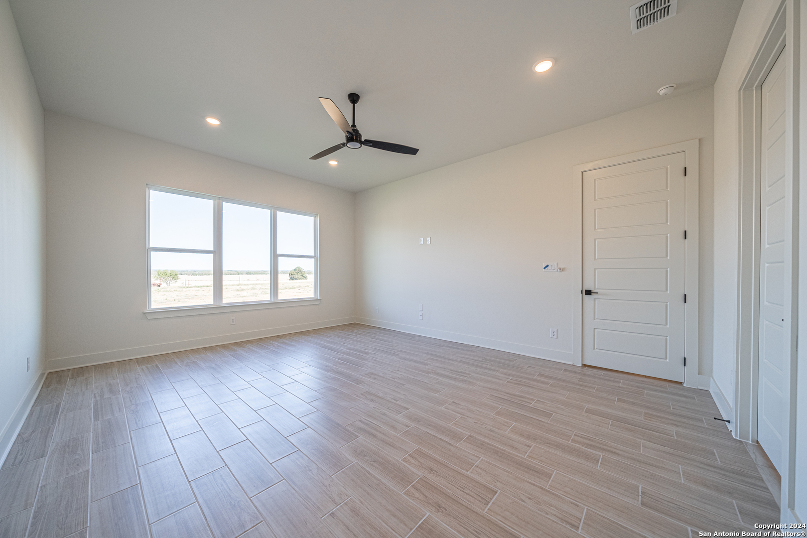 310 Venado Oaks