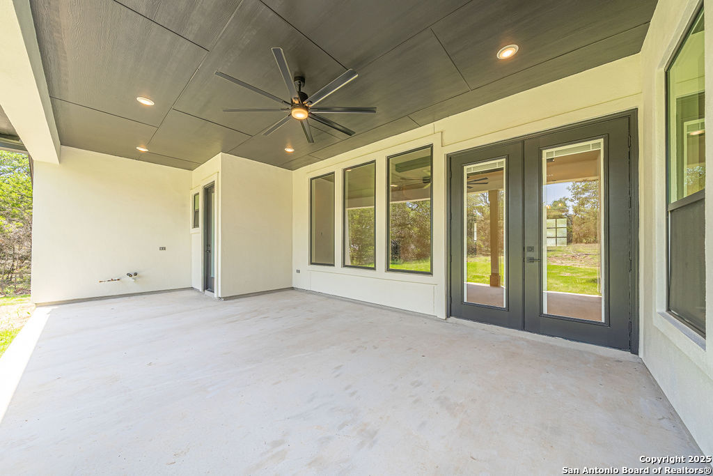 1262 Smoky Loop