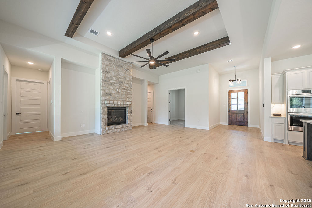 1262 Smoky Loop