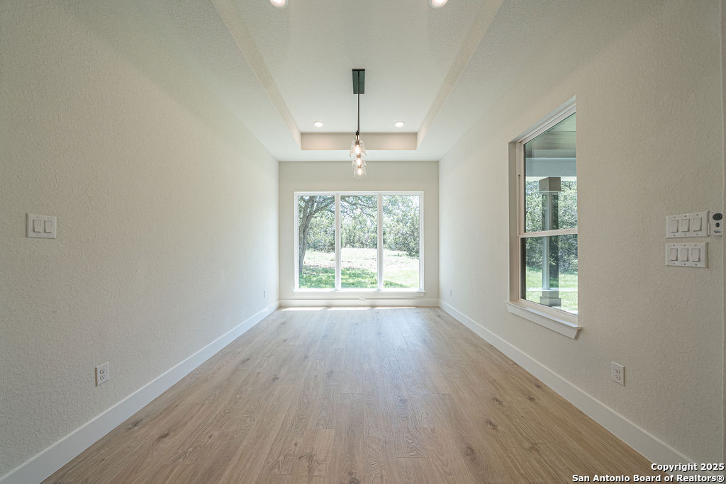 1262 Smoky Loop