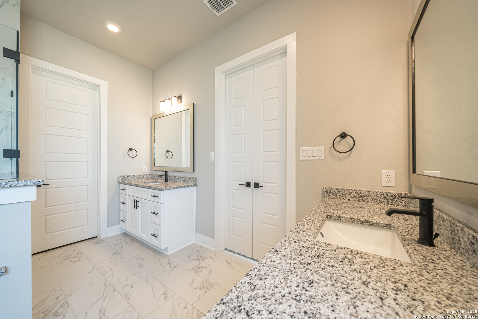 259 Venado Oaks