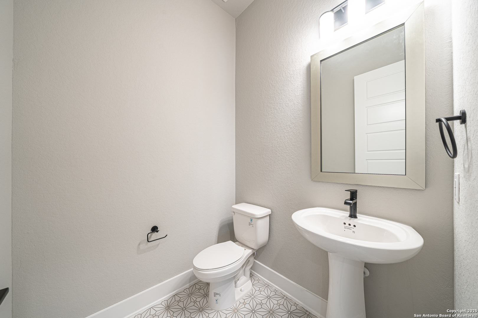 259 Venado Oaks