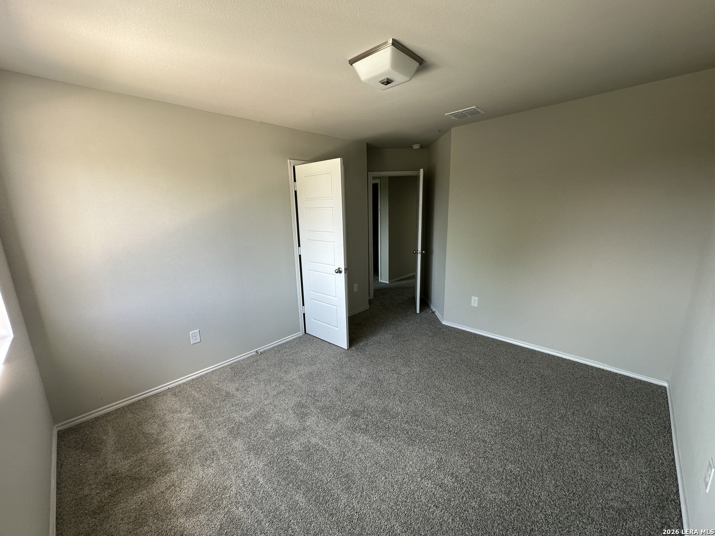 304 W Martindale