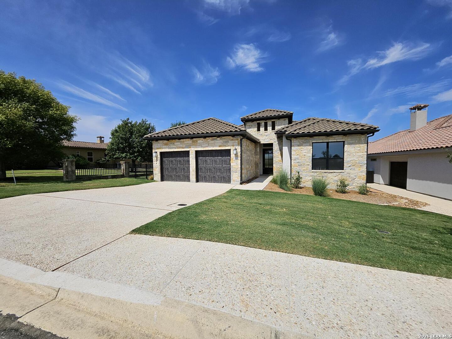 2044 Toscano Way