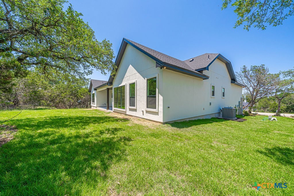 1262 Smoky Loop Road