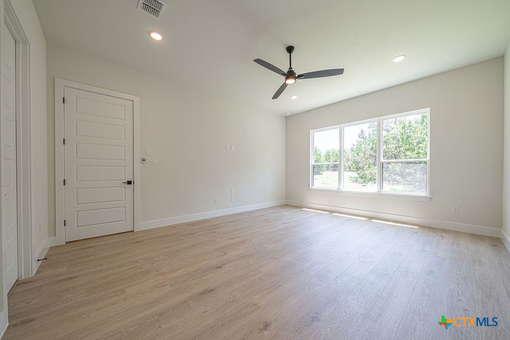 1262 Smoky Loop Road
