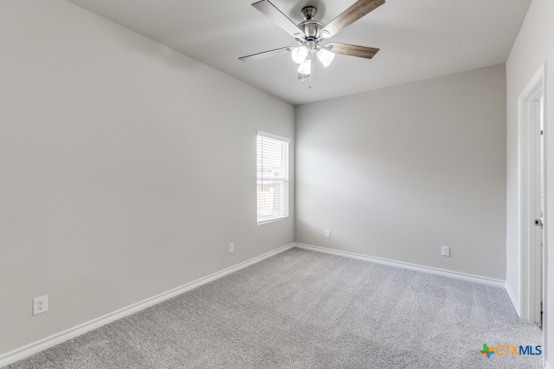 228 W Martindale