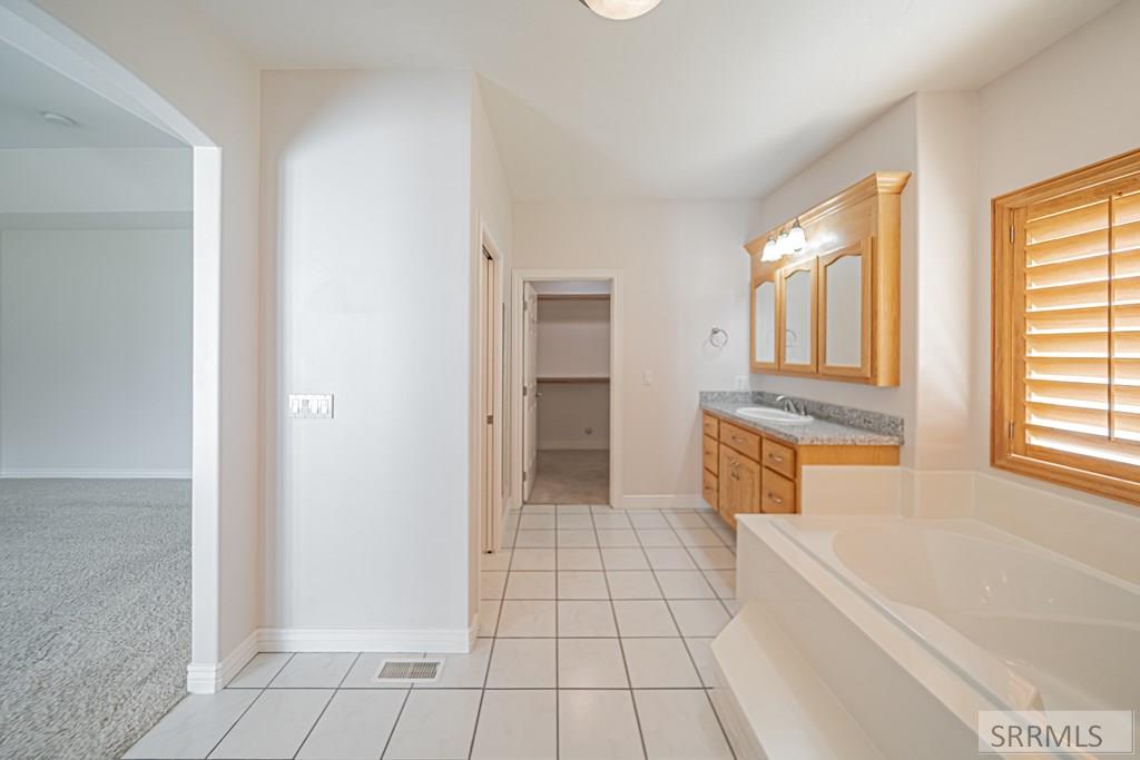 2855 Woodbridge Drive