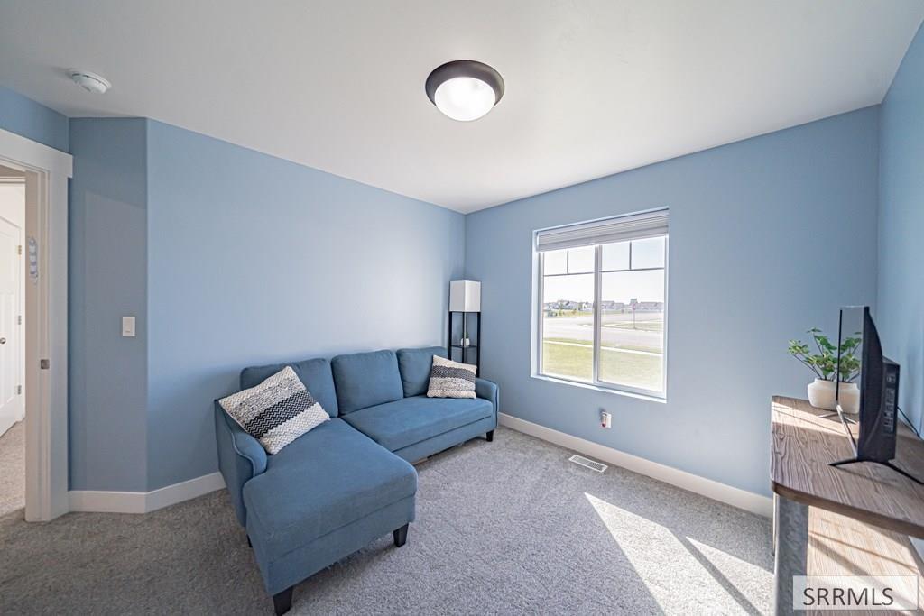 3816 N Catalina Avenue