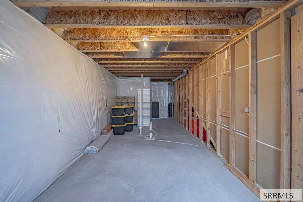 3816 N Catalina Avenue