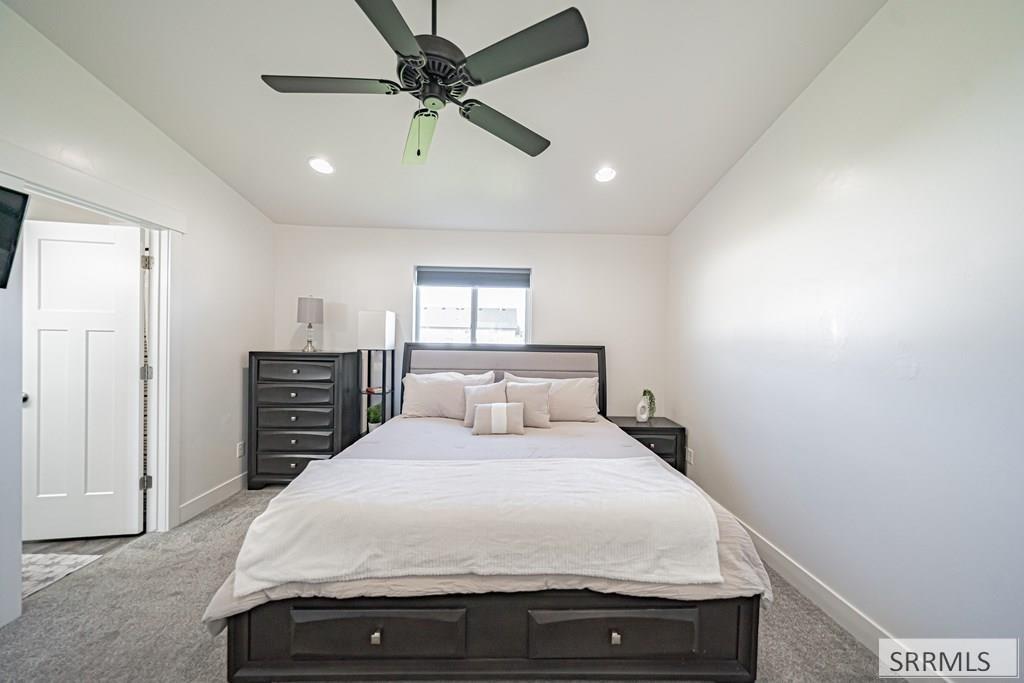 3816 N Catalina Avenue