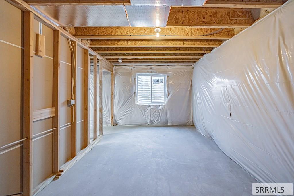 3816 N Catalina Avenue