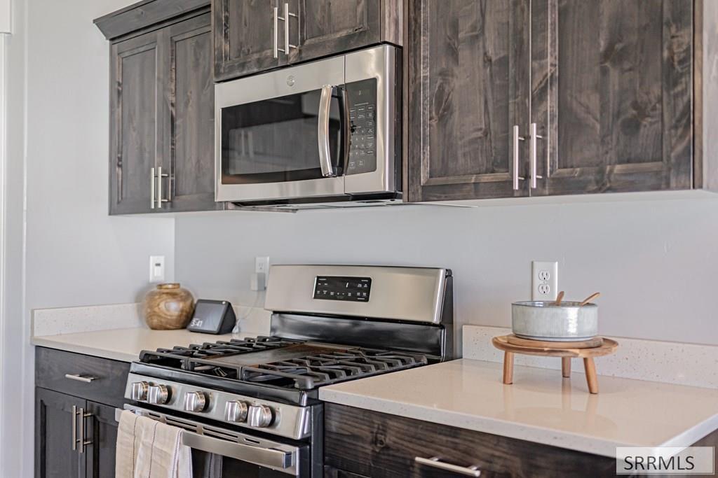 3816 N Catalina Avenue