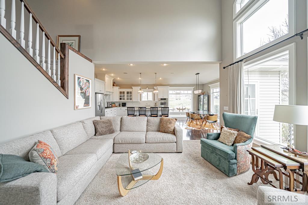 5664 E Sagewood Drive