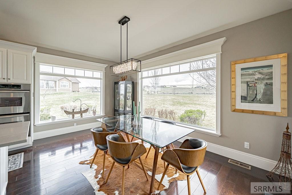 5664 E Sagewood Drive