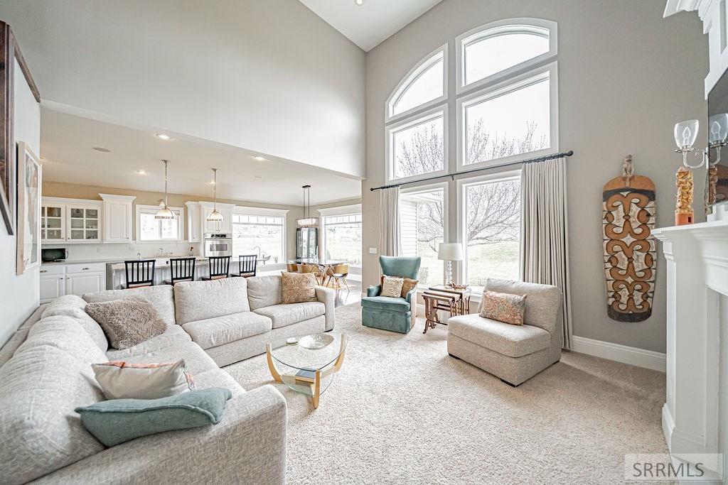 5664 E Sagewood Drive