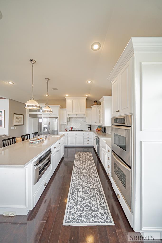 5664 E Sagewood Drive