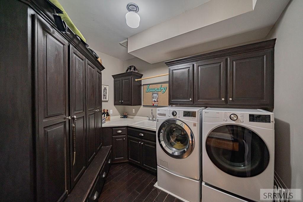 5664 E Sagewood Drive