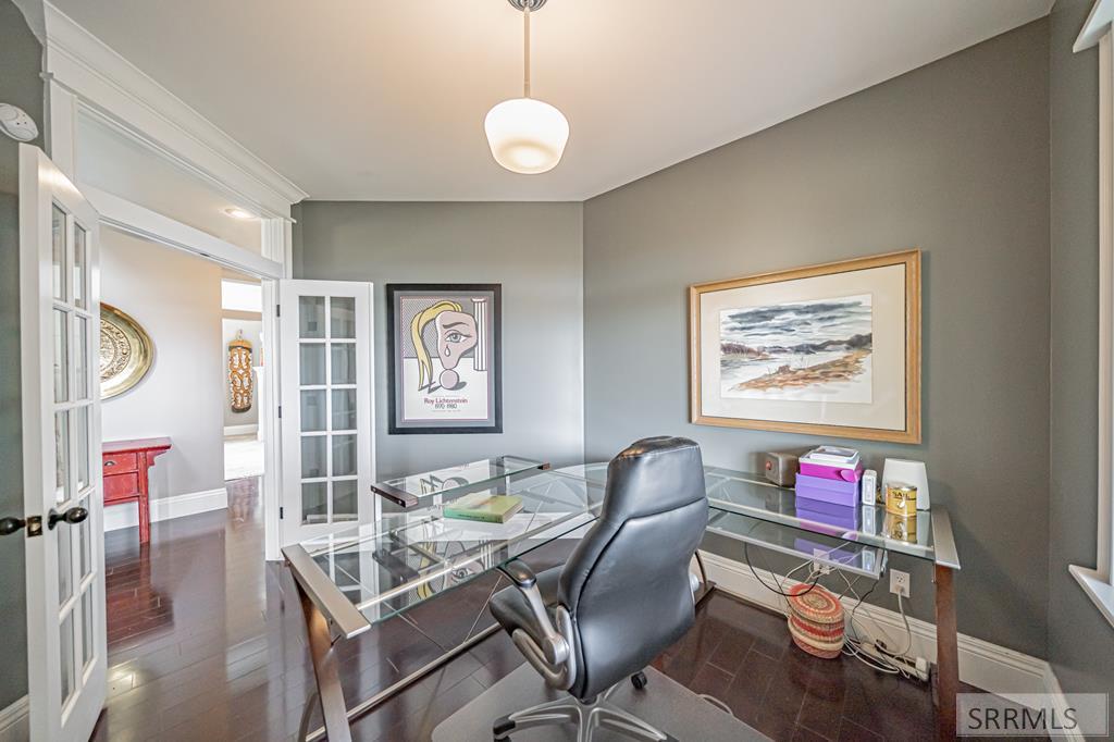 5664 E Sagewood Drive