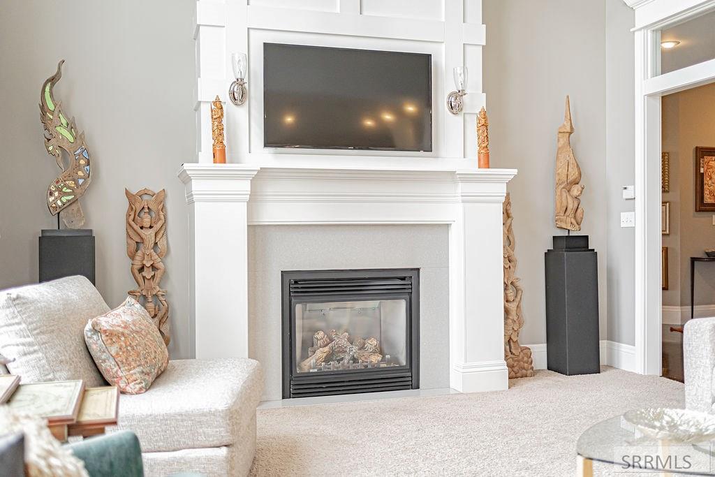 5664 E Sagewood Drive