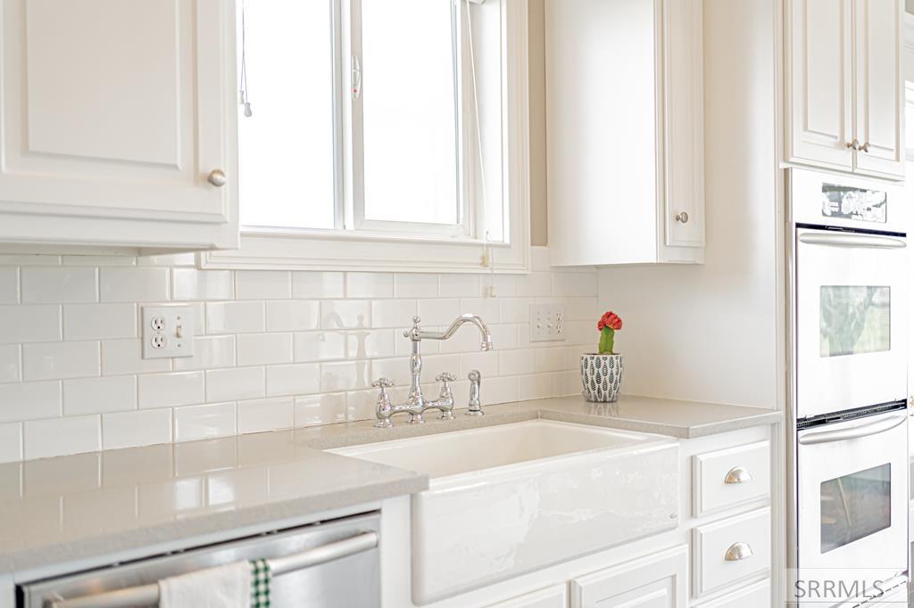 5664 E Sagewood Drive