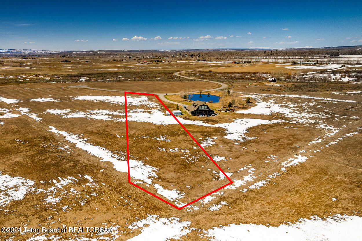 4581 SURPRISE VALLEY Road