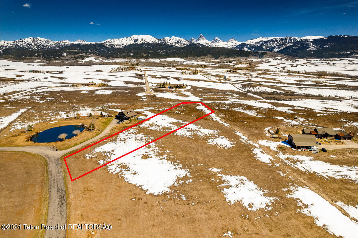 4581 SURPRISE VALLEY Road