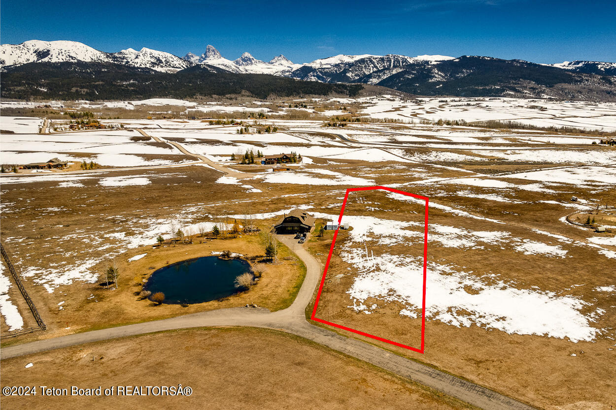 4581 SURPRISE VALLEY Road