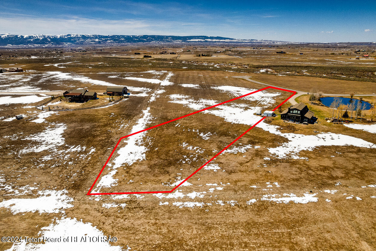 4581 SURPRISE VALLEY Road