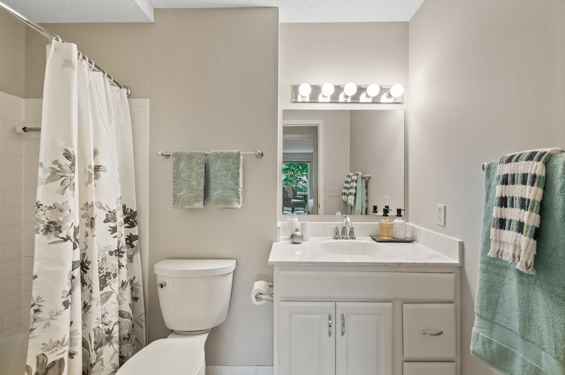 6085 Lincoln Drive Unit: 223