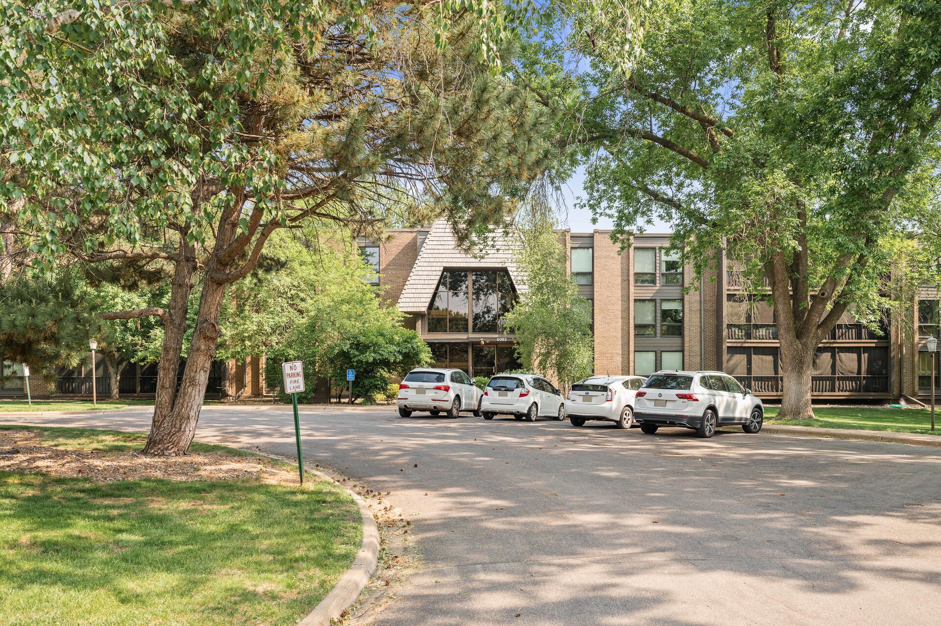 6085 Lincoln Drive Unit: 223
