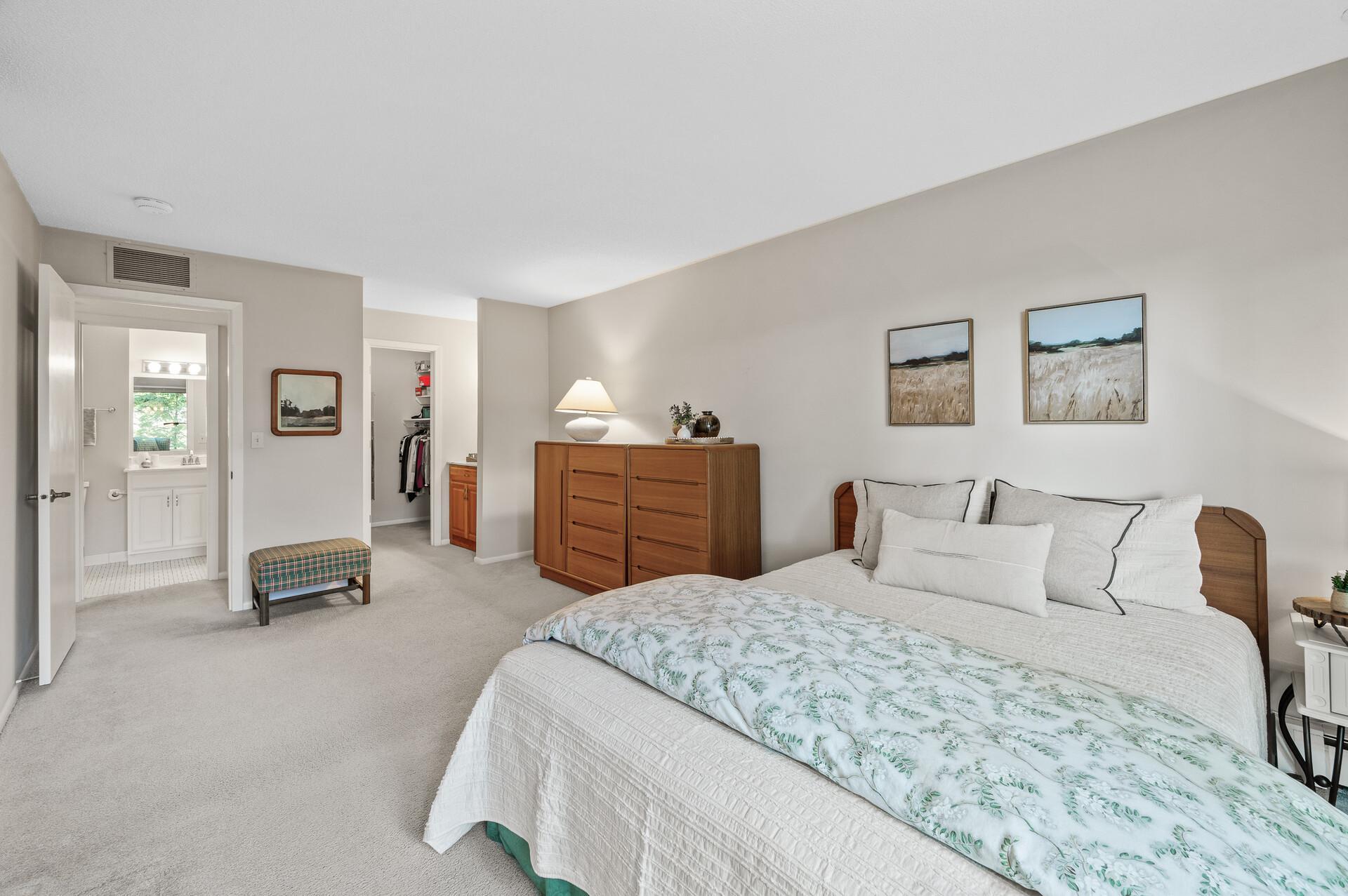 6085 Lincoln Drive Unit: 223