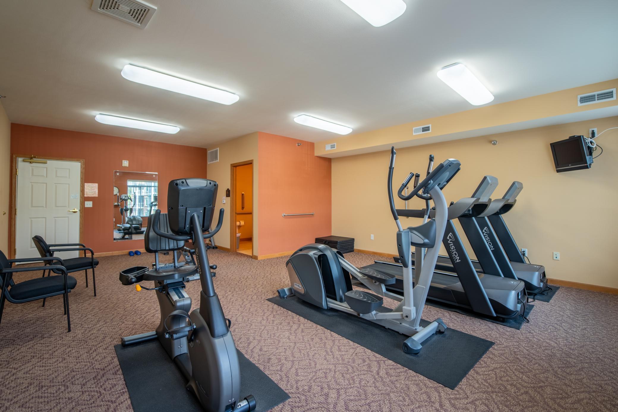 8200 W 33rd Street Unit: 208