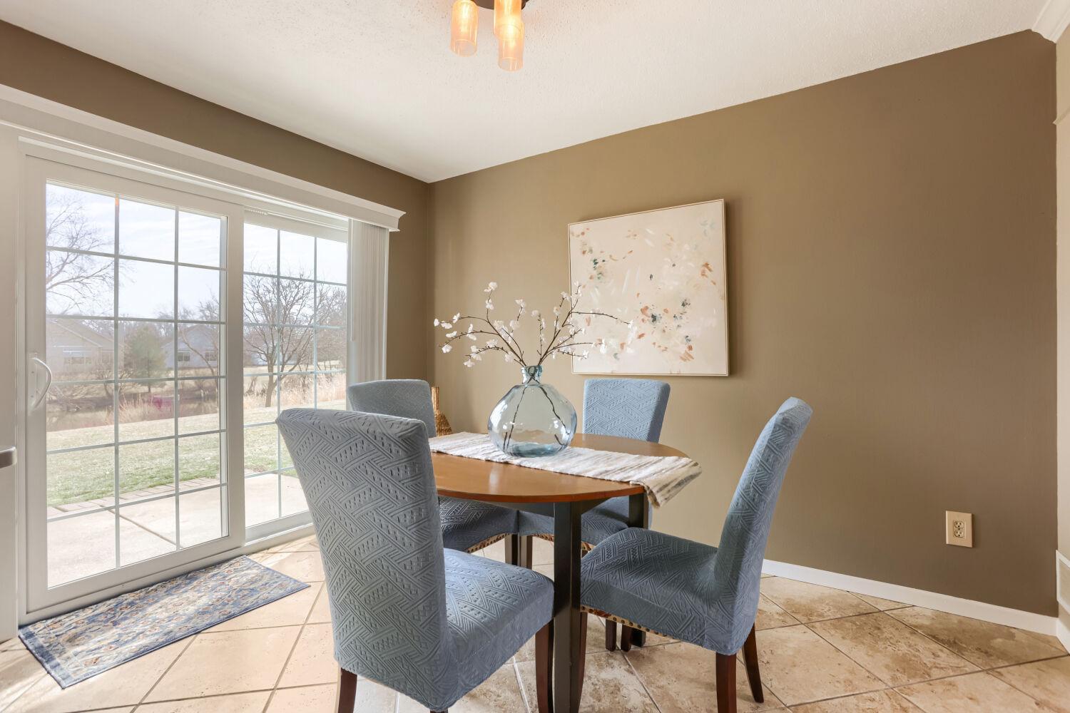 4240 Merrimac Lane N Unit: 37