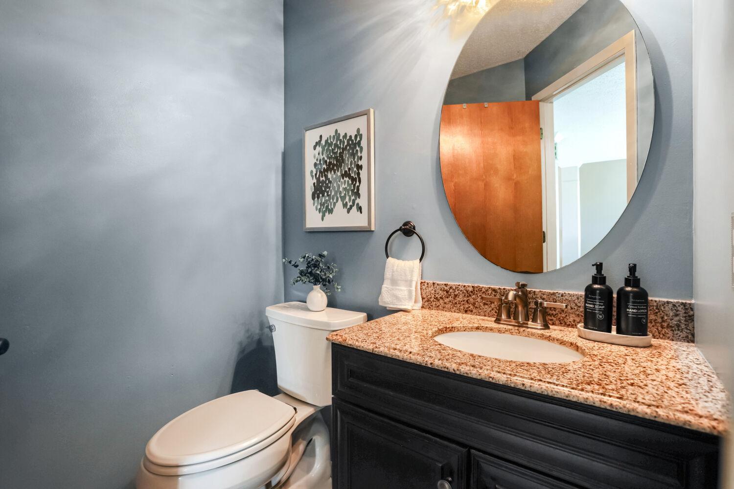 4240 Merrimac Lane N Unit: 37