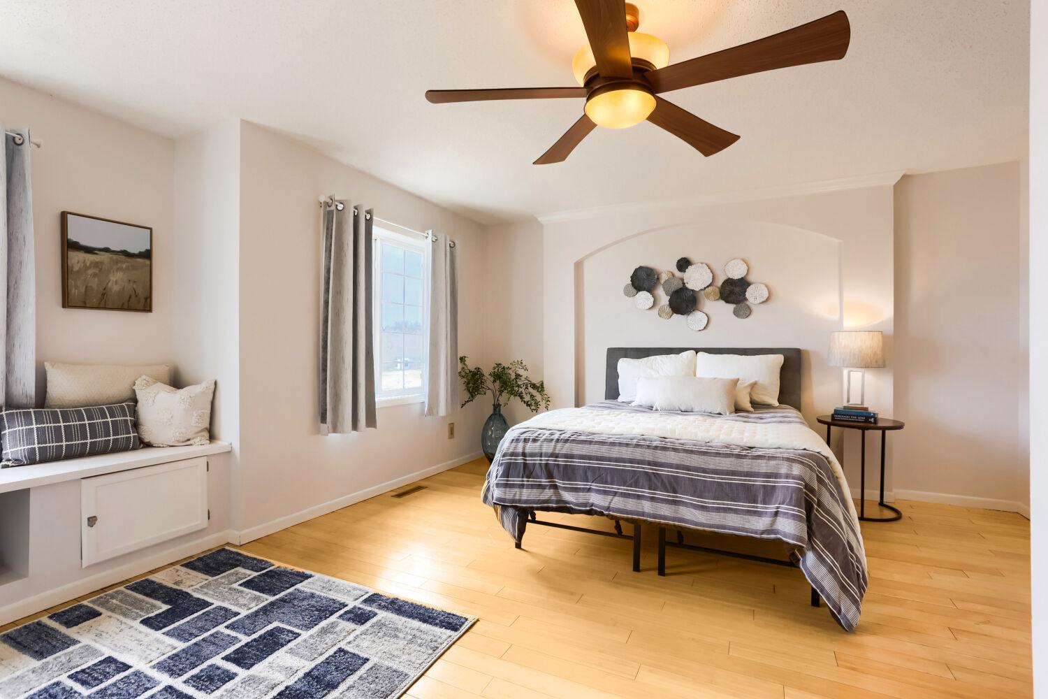 4240 Merrimac Lane N Unit: 37
