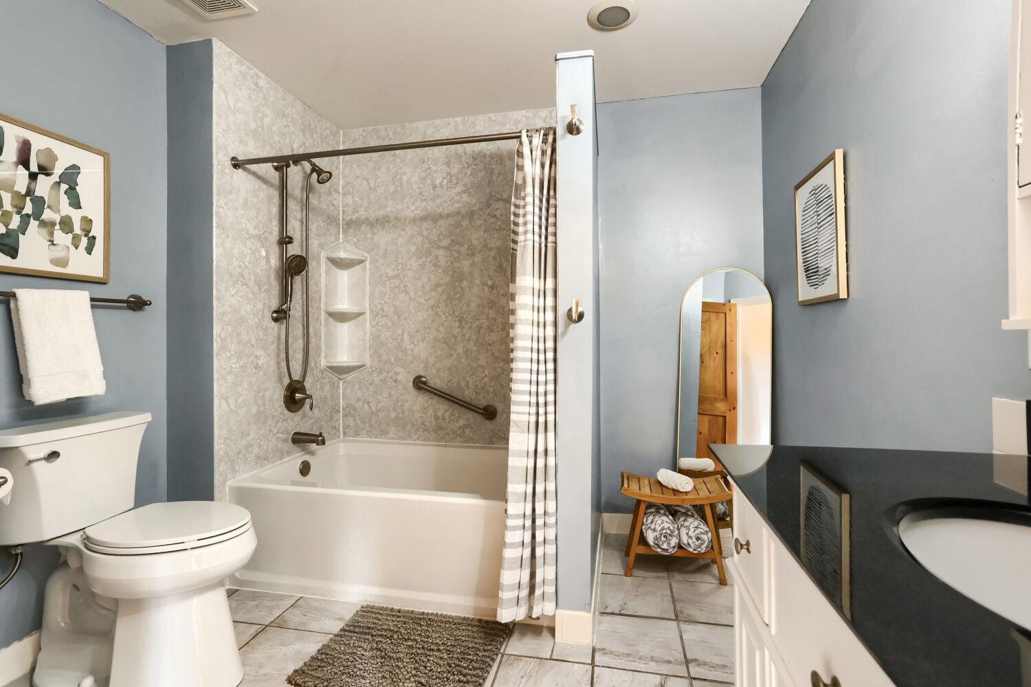 4240 Merrimac Lane N Unit: 37