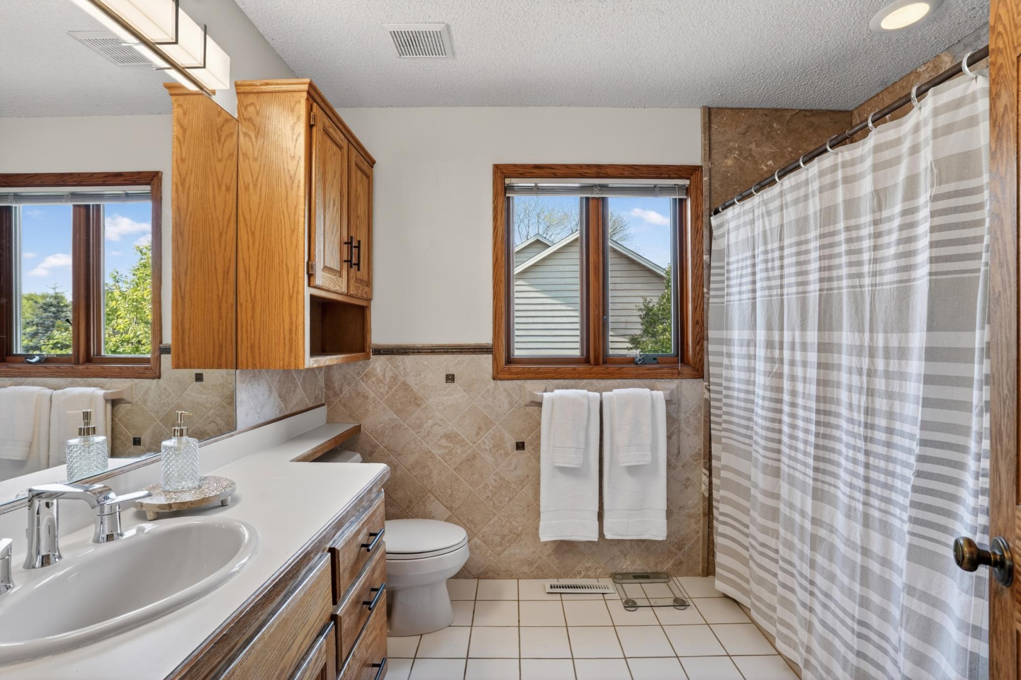 8842 Hillswick Trail