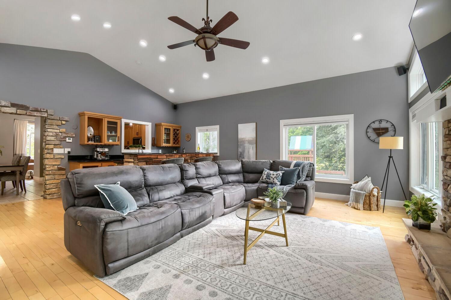 22376 Brett Trail