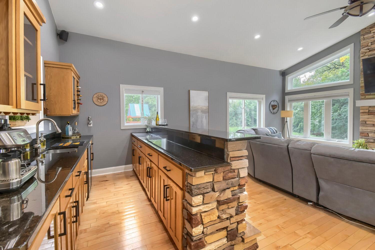 22376 Brett Trail