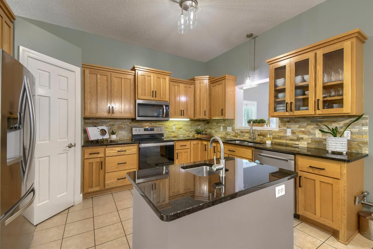 22376 Brett Trail