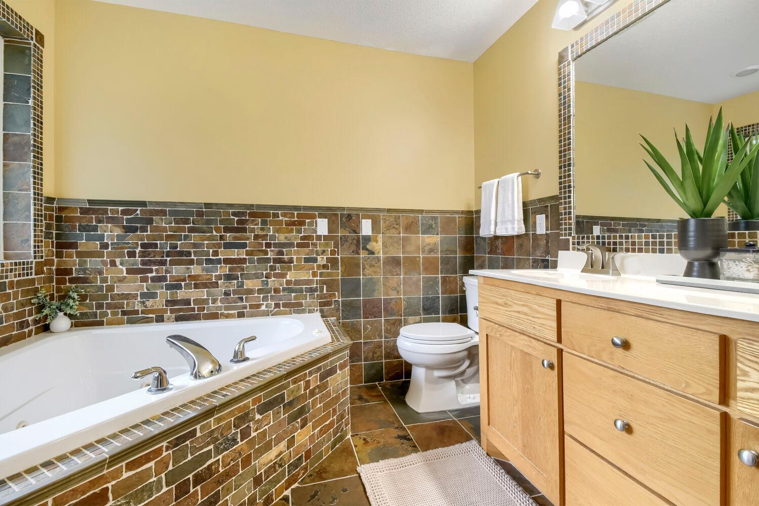 22376 Brett Trail