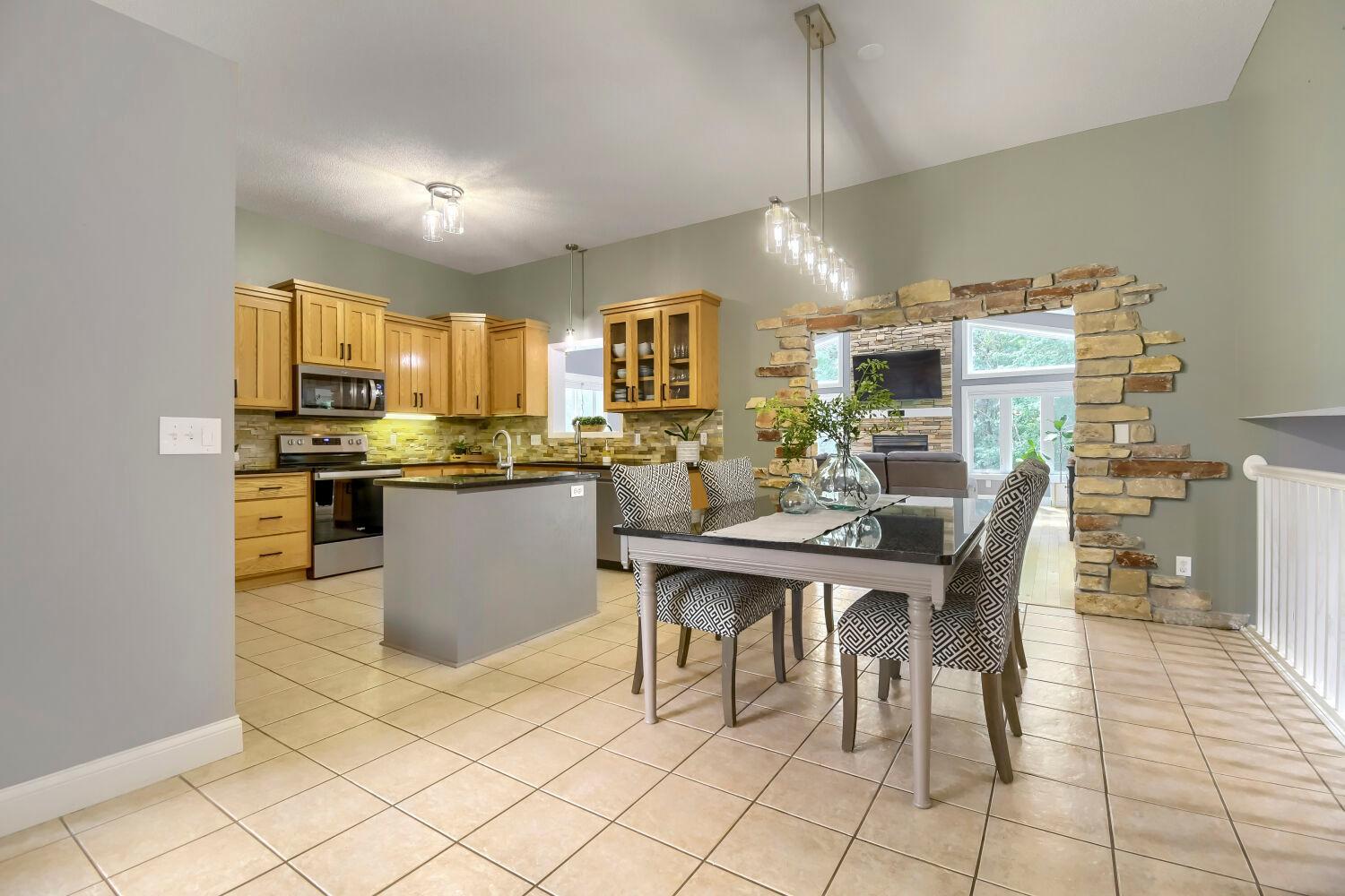 22376 Brett Trail