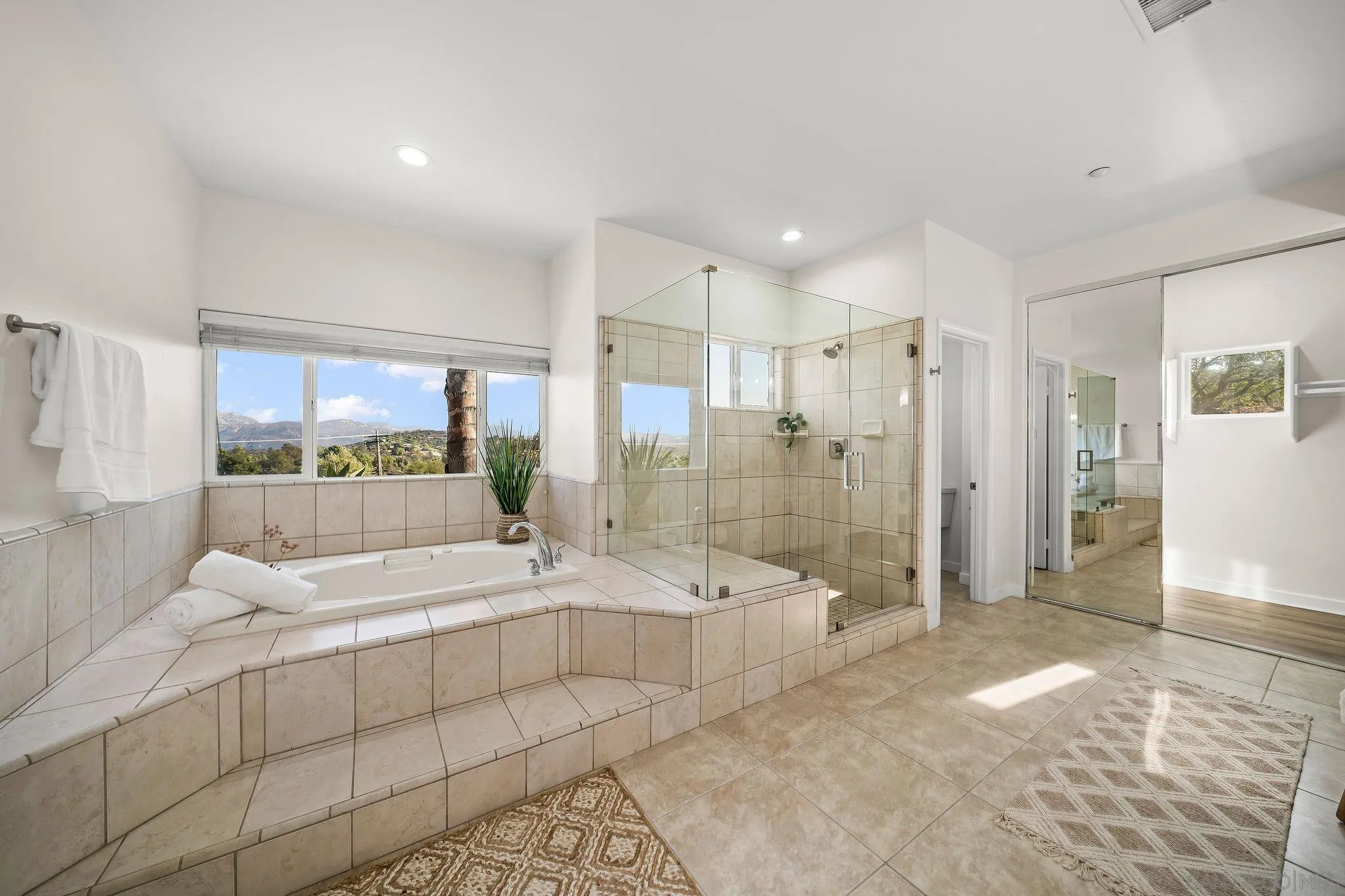 2625-27 Rancho Sierra